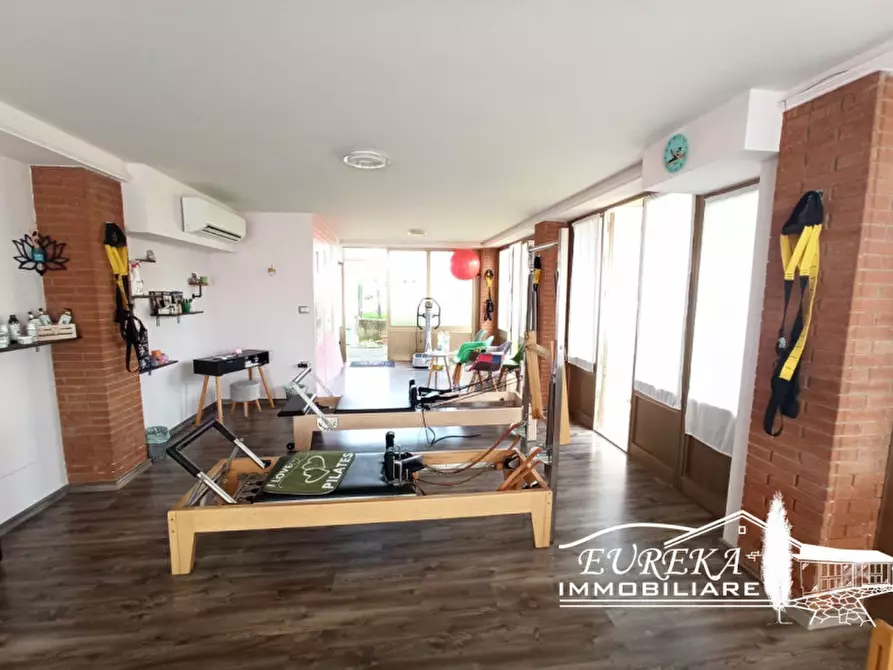 Immagine 11 di Casa indipendente in vendita  in Via del Giglio a Castiglione Del Lago