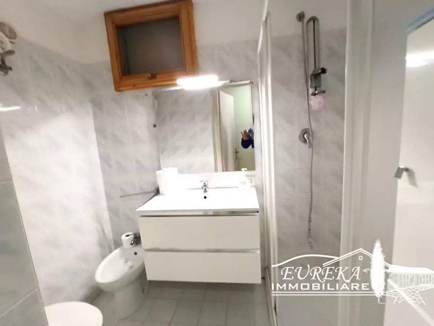 Immagine 12 di Casa indipendente in vendita  in Via del Giglio a Castiglione Del Lago