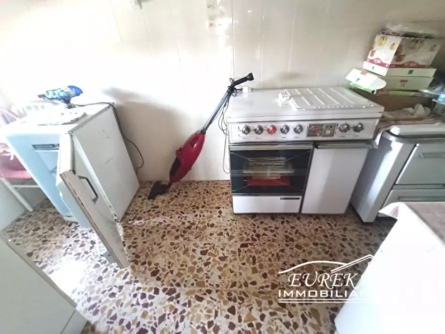 Immagine 19 di Casa indipendente in vendita  in Via del Giglio a Castiglione Del Lago