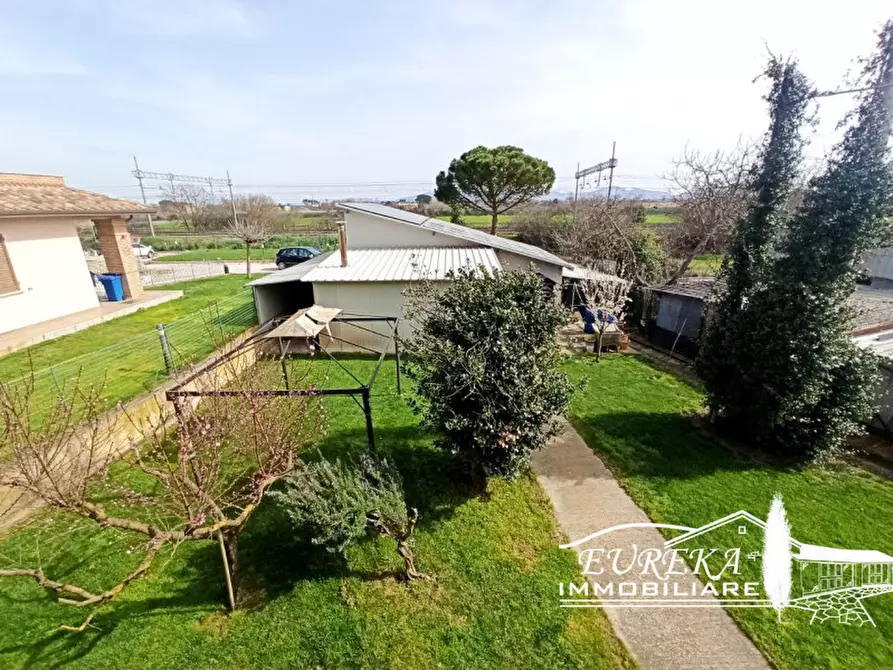 Immagine 33 di Casa indipendente in vendita  in Via del Giglio a Castiglione Del Lago