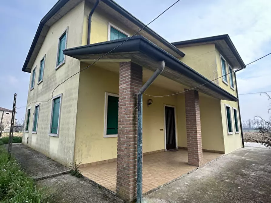 Immagine 1 di Villa in affitto  in Via Roma a Grisignano Di Zocco