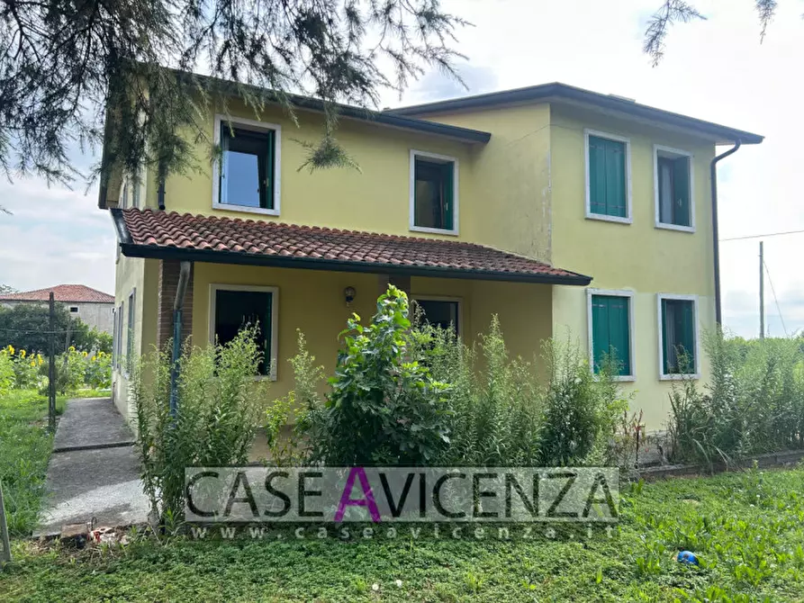 Immagine 1 di Casa indipendente in affitto  in Via Roma a Montegalda