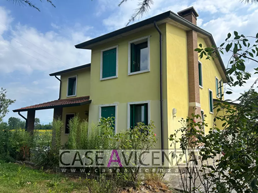 Immagine 5 di Casa indipendente in affitto  in Via Roma a Montegalda