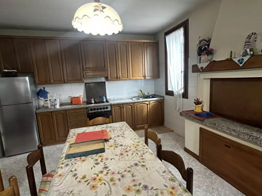 Immagine 10 di Casa indipendente in affitto  in Via Roma a Montegalda
