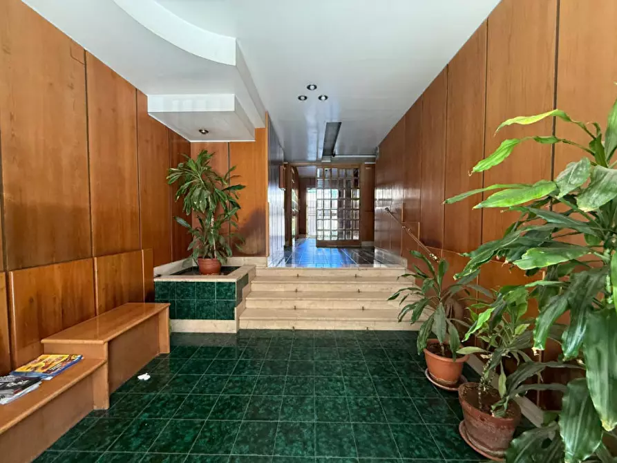 Immagine 2 di Appartamento in vendita  in Via Sampolo 57 a Palermo