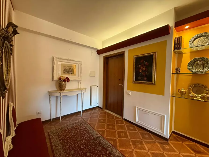 Immagine 4 di Appartamento in vendita  in Via Sampolo 57 a Palermo