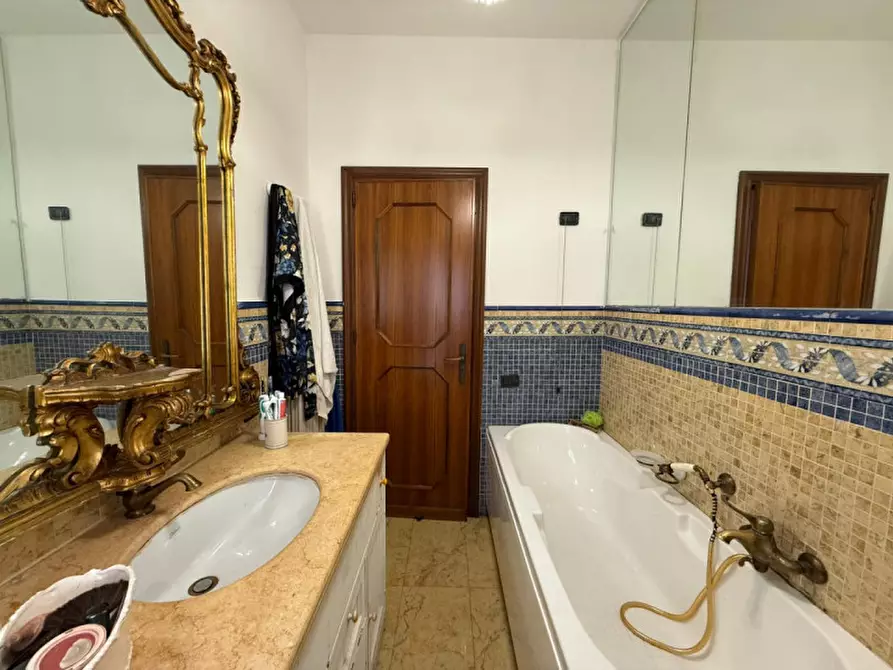 Immagine 23 di Appartamento in vendita  in Via Sampolo 57 a Palermo