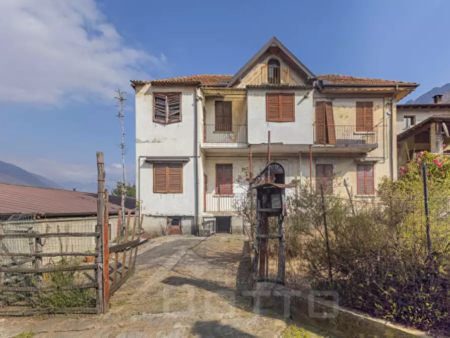 Immagine 1 di Casa indipendente in vendita  in Via Verta a Omegna