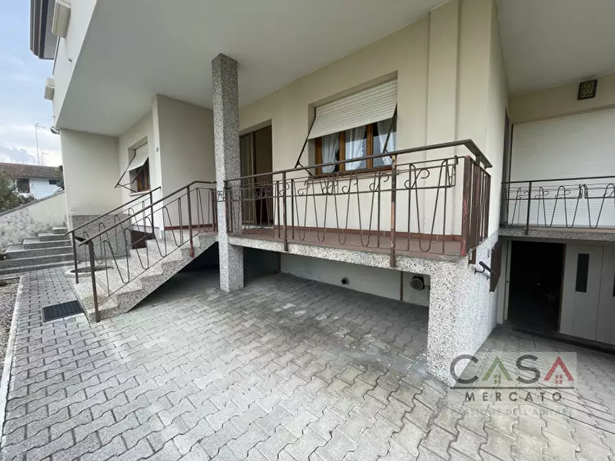 Immagine 3 di Casa bifamiliare in vendita  in Via Francesco de Sanctis a Cordenons