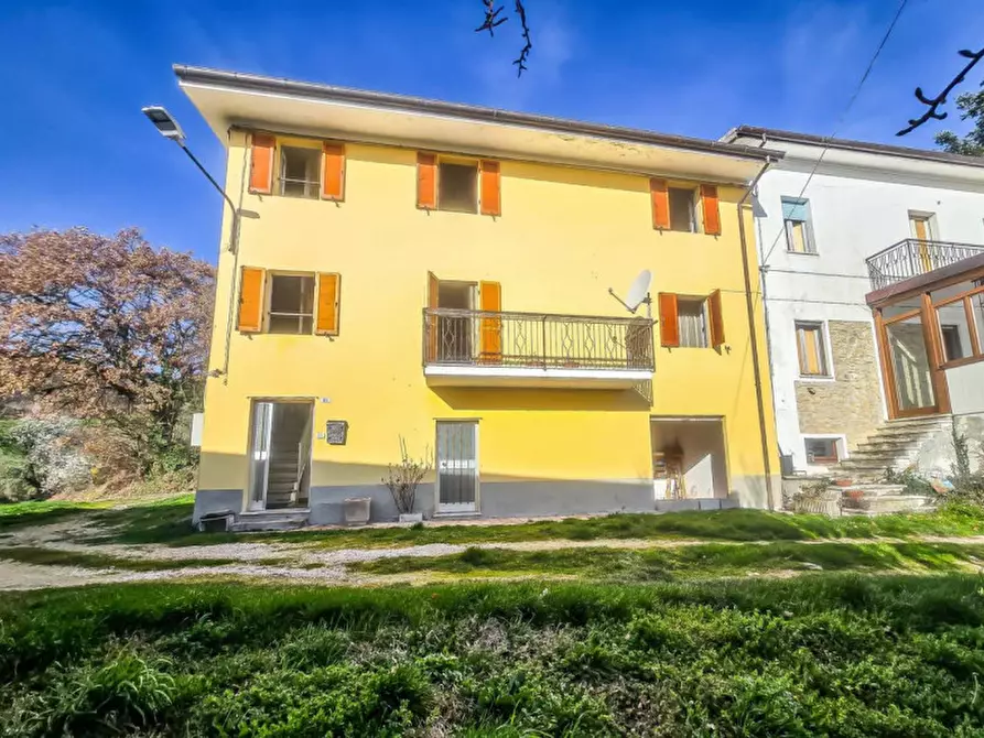 Immagine 1 di Casa indipendente in vendita  in Ca' di Stefano a Frontino