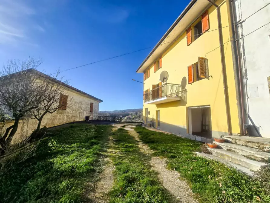 Immagine 3 di Casa indipendente in vendita  in Ca' di Stefano a Frontino