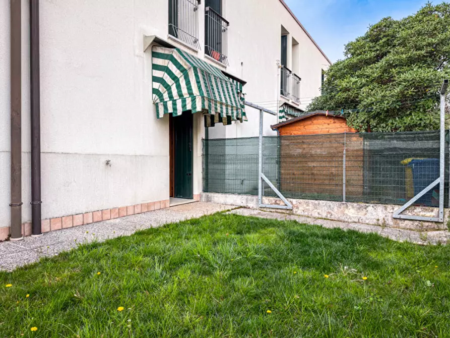 Immagine 22 di Appartamento in vendita  in Via Carlo Moretti a Montebelluna