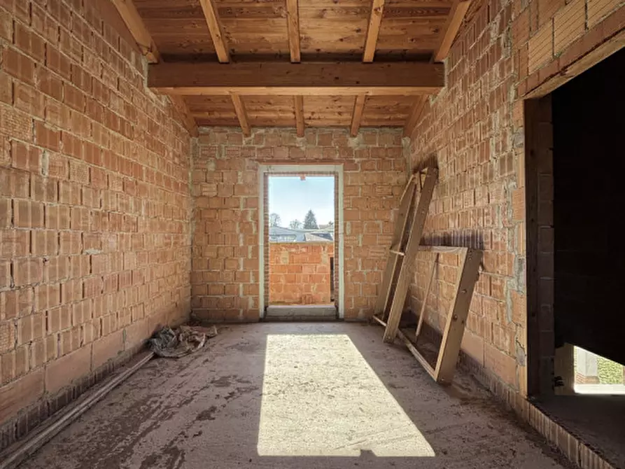 Immagine 11 di Villetta a schiera in vendita  in SP33 53 a Sissa Trecasali