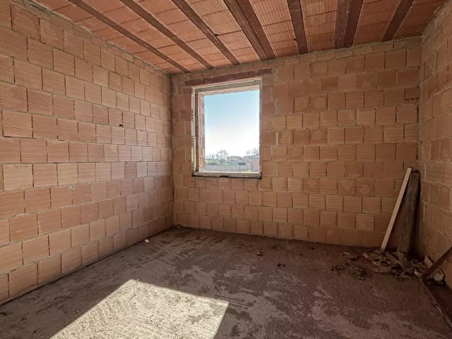 Immagine 12 di Villetta a schiera in vendita  in SP33 53 a Sissa Trecasali