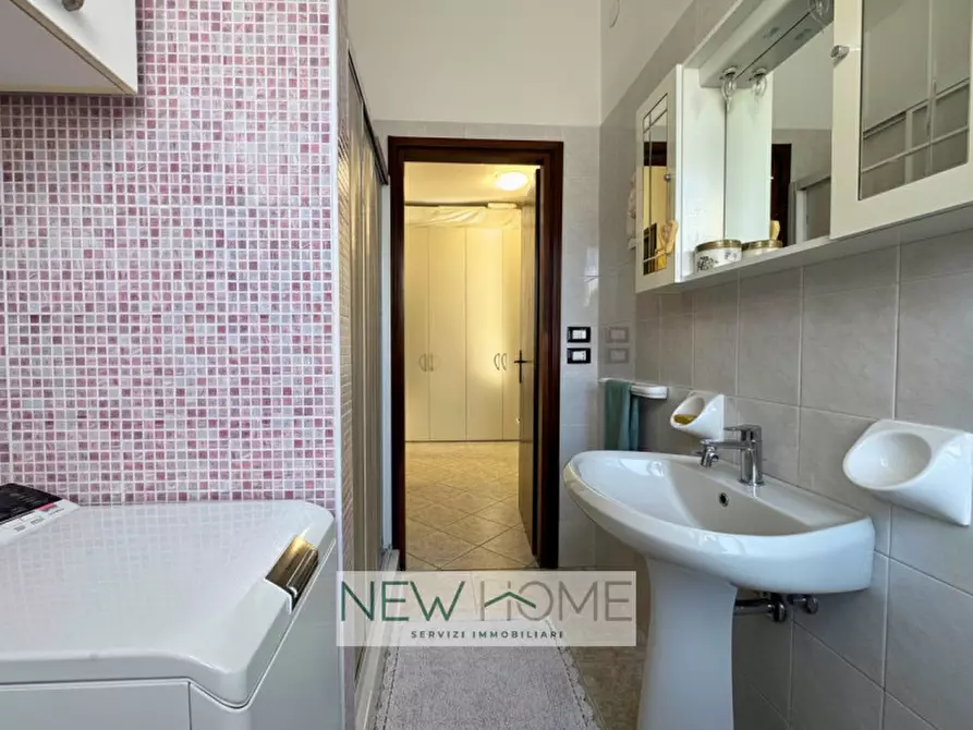 Immagine 10 di Appartamento in vendita  in Via Galeazzo Florimonte 12 a Verona