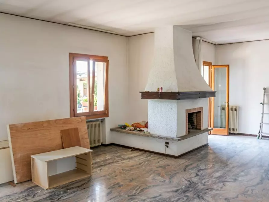 Immagine 6 di Casa bifamiliare in vendita  in Via Bagno a Cinto Euganeo