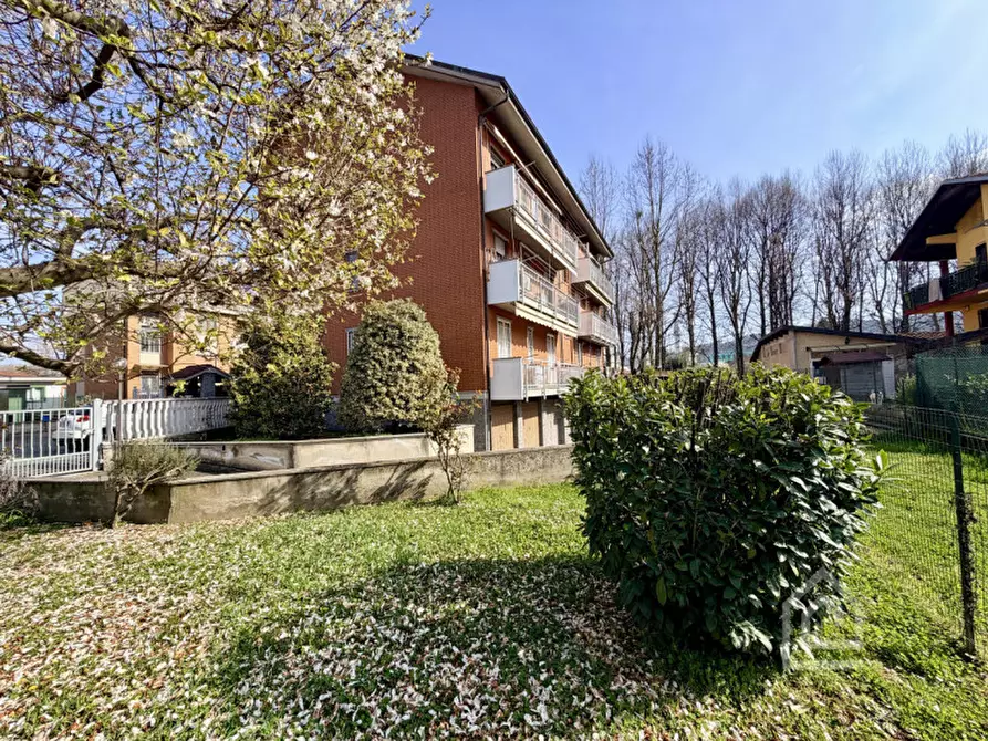 Immagine 2 di Appartamento in vendita  in Via Nino Costa 40 a Chivasso