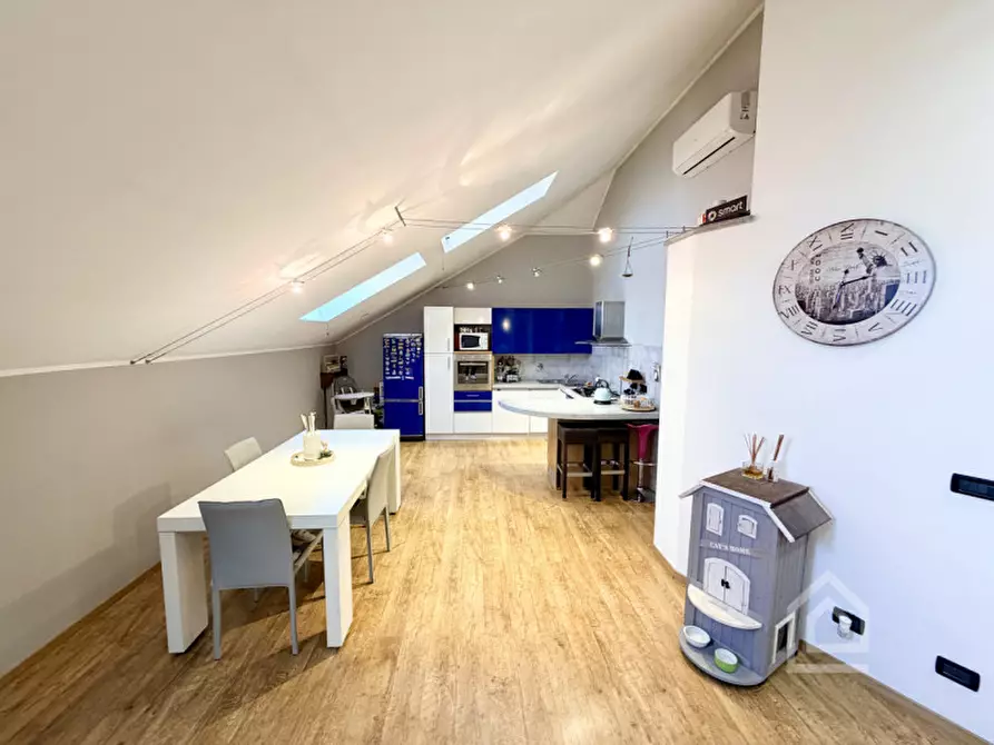 Immagine 5 di Appartamento in vendita  in Via Nino Costa 40 a Chivasso