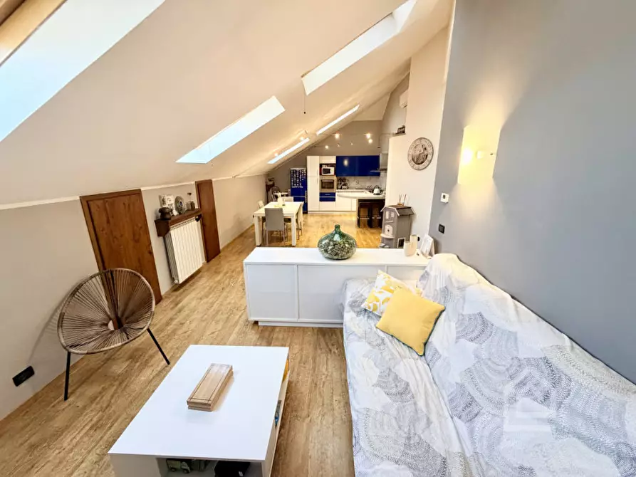 Immagine 6 di Appartamento in vendita  in Via Nino Costa 40 a Chivasso