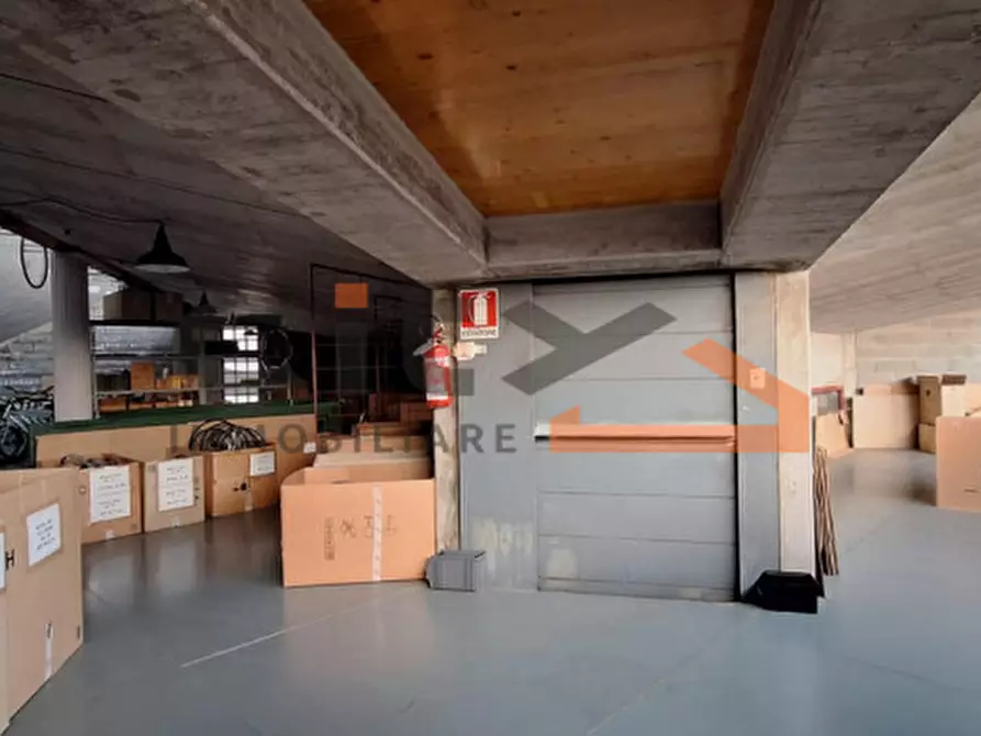 Immagine 1 di Capannone industriale in vendita  in via Romanelle a Pove Del Grappa