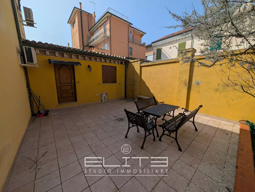 Immagine 3 di Appartamento in affitto  in Via Esino a Ancona