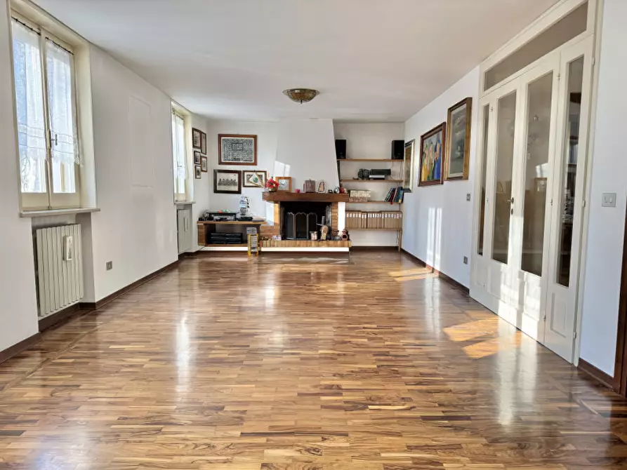 Immagine 2 di Villetta a schiera in vendita  in Piazza Giuseppe Mazzini 2 a San Secondo Parmense