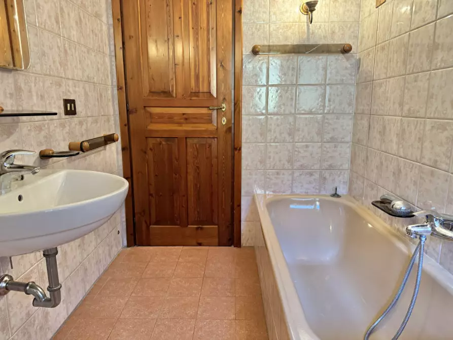 Immagine 38 di Villetta a schiera in vendita  in Piazza Giuseppe Mazzini 2 a San Secondo Parmense