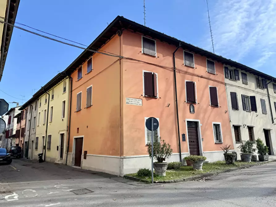 Immagine 48 di Villetta a schiera in vendita  in Piazza Giuseppe Mazzini 2 a San Secondo Parmense