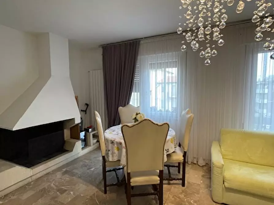 Immagine 1 di Appartamento in vendita  a Padova