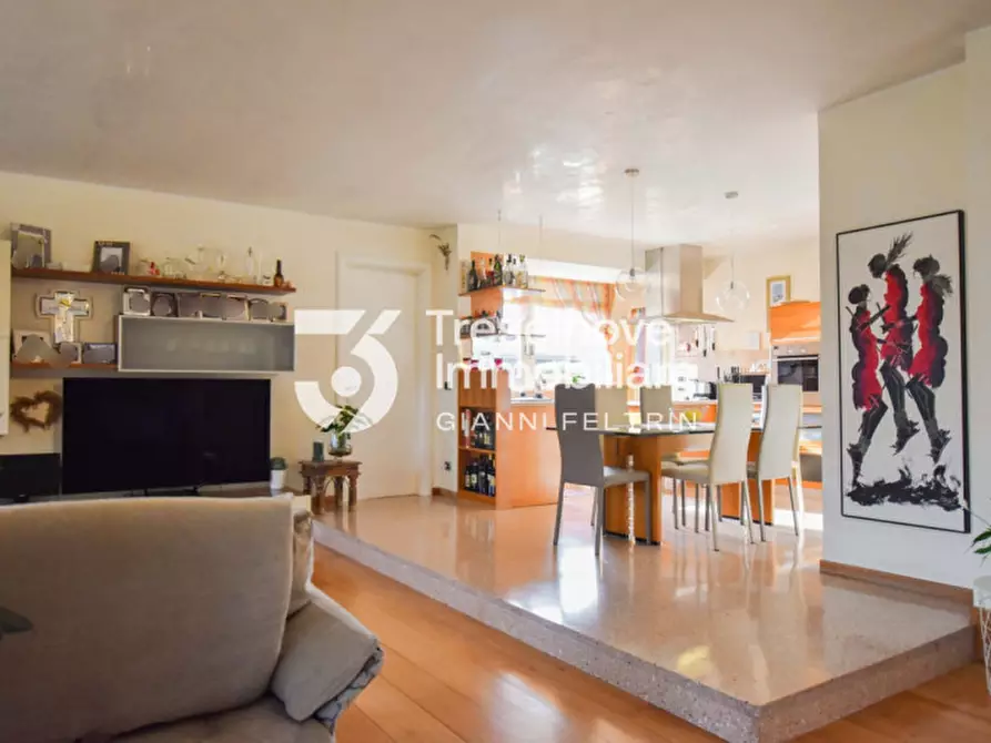 Immagine 5 di Casa indipendente in vendita  in Via Cavour a Istrana