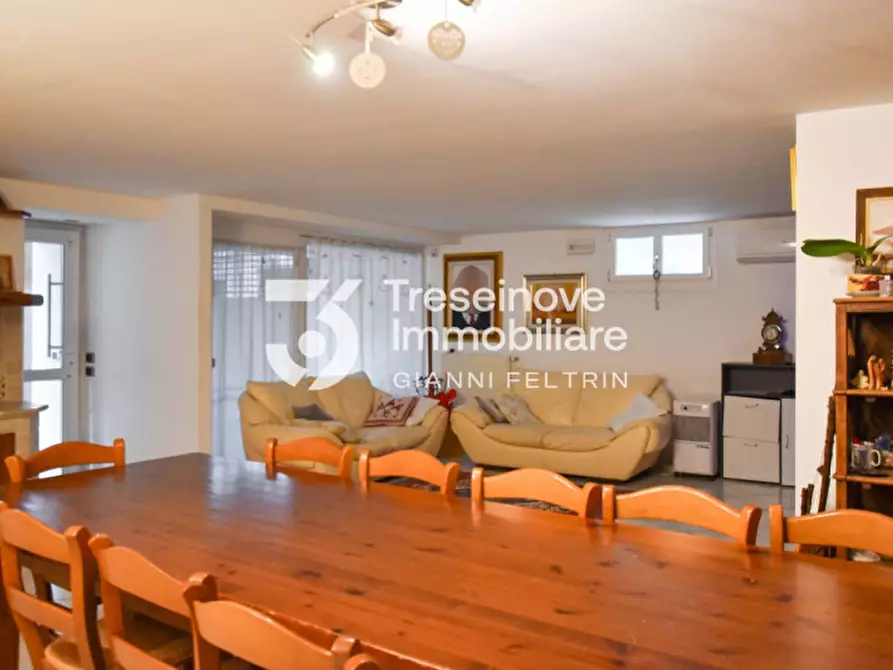 Immagine 31 di Casa indipendente in vendita  in Via Cavour a Istrana