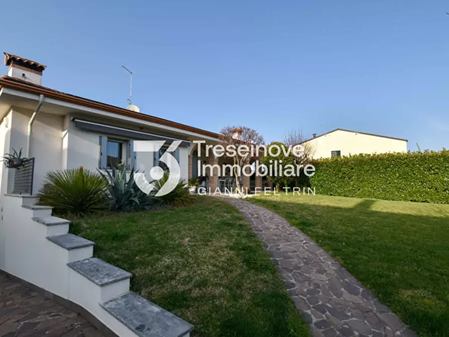 Immagine 45 di Casa indipendente in vendita  in Via Cavour a Istrana