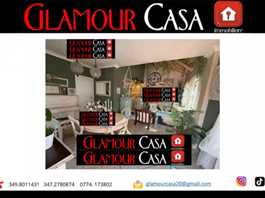 Immagine 2 di Villa in vendita  in Via Caiolo a Roma