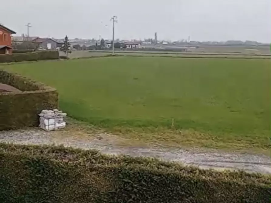 Immagine 3 di Terreno in vendita  a Chioggia