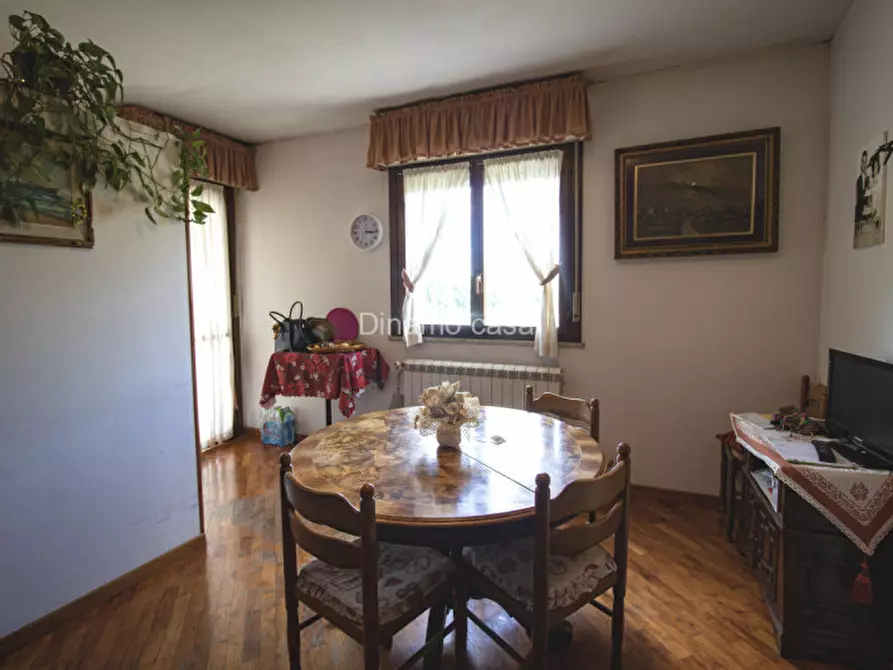 Immagine 11 di Appartamento in vendita  in via antonio garellla a Prato