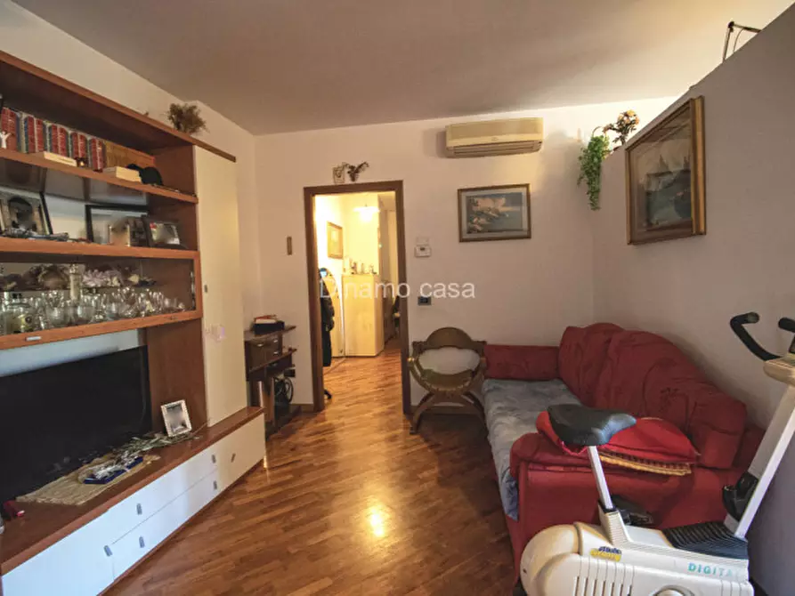 Immagine 14 di Appartamento in vendita  in via antonio garellla a Prato