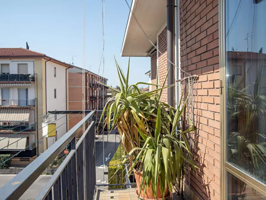 Immagine 39 di Appartamento in vendita  in Via Nazionale 8 a San Martino Buon Albergo