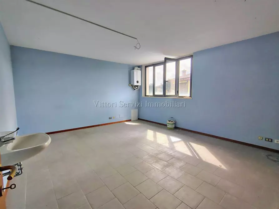 Immagine 1 di Ufficio in affitto  in Piazza Giulio Neri a Torrita Di Siena