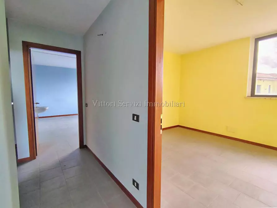 Immagine 3 di Ufficio in affitto  in Piazza Giulio Neri a Torrita Di Siena