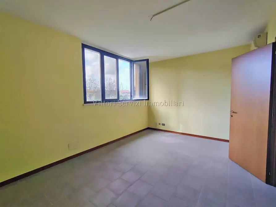 Immagine 4 di Ufficio in affitto  in Piazza Giulio Neri a Torrita Di Siena