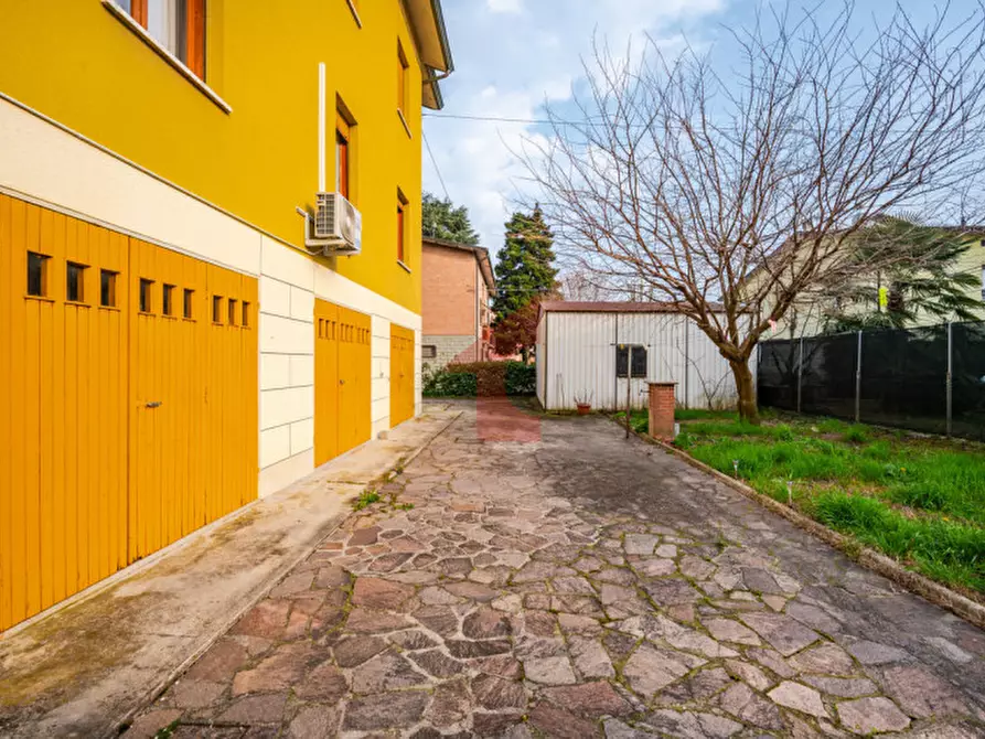 Immagine 54 di Casa bifamiliare in vendita  in Via Jack London, 6 a Reggio Nell'emilia