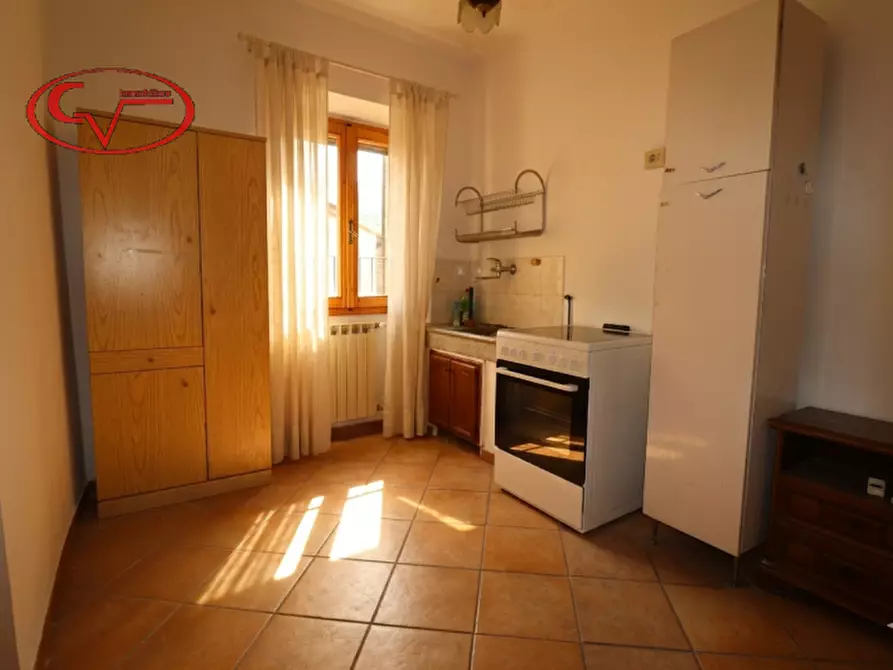 Immagine 5 di Appartamento in vendita  in via cennano a Montevarchi