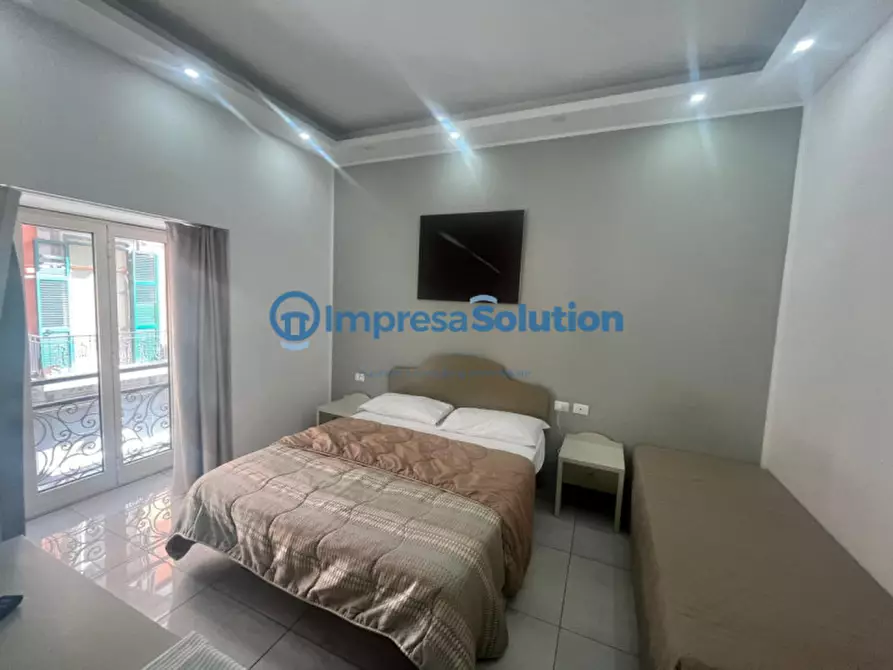 Immagine 7 di Appartamento in vendita  in Corso Umberto I a Napoli