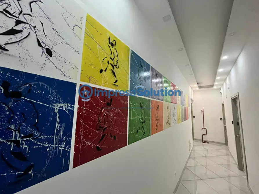 Immagine 9 di Appartamento in vendita  in Corso Umberto I a Napoli