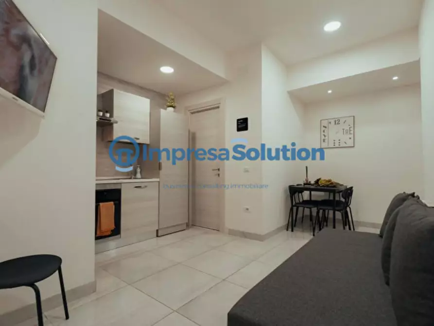 Immagine 13 di Appartamento in vendita  in Corso Umberto I a Napoli