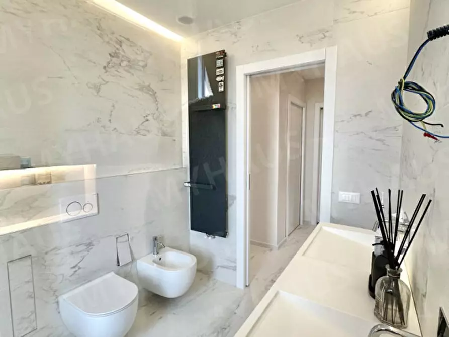 Immagine 16 di Appartamento in vendita  in Via Guido Rossa, 2 a Empoli