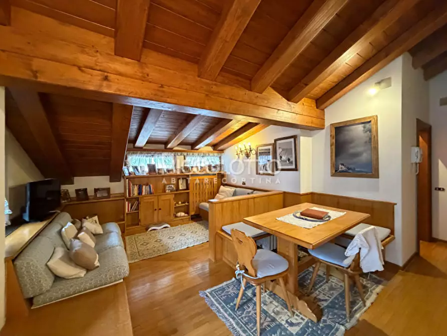 Immagine 2 di Appartamento in vendita  in Corso Italia a Cortina D'ampezzo