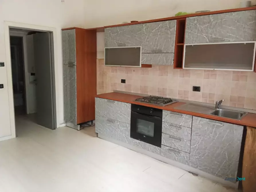 Immagine 2 di Appartamento in affitto  in Via Trieste, 2 a Cesano Maderno