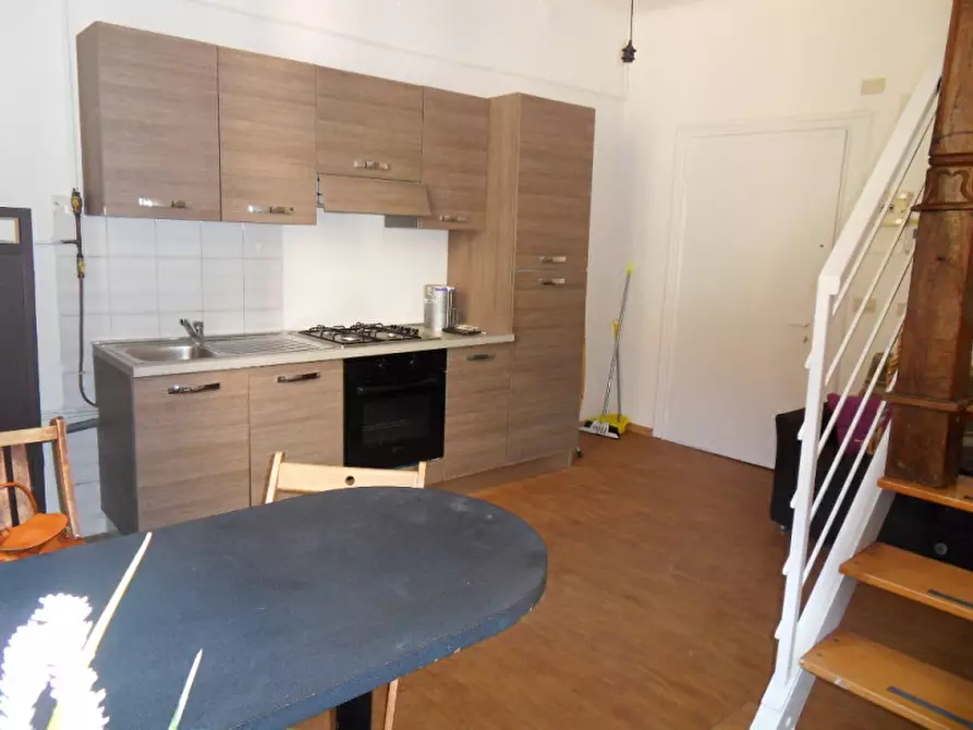 Immagine 1 di Appartamento in vendita  in VIA MERAVIGLI a Milano