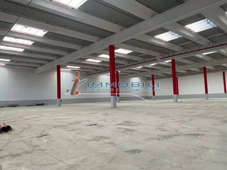 Immagine 6 di Laboratorio in affitto  in VIA PRIMA a Orbassano